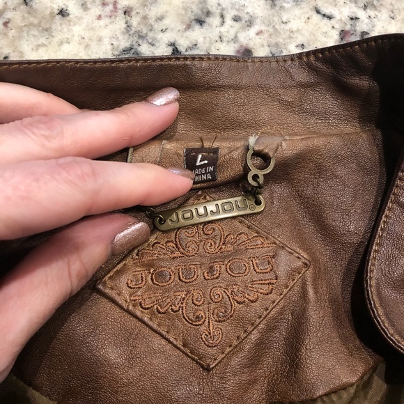 Adorable jacket😍 - Picture 3 of 5